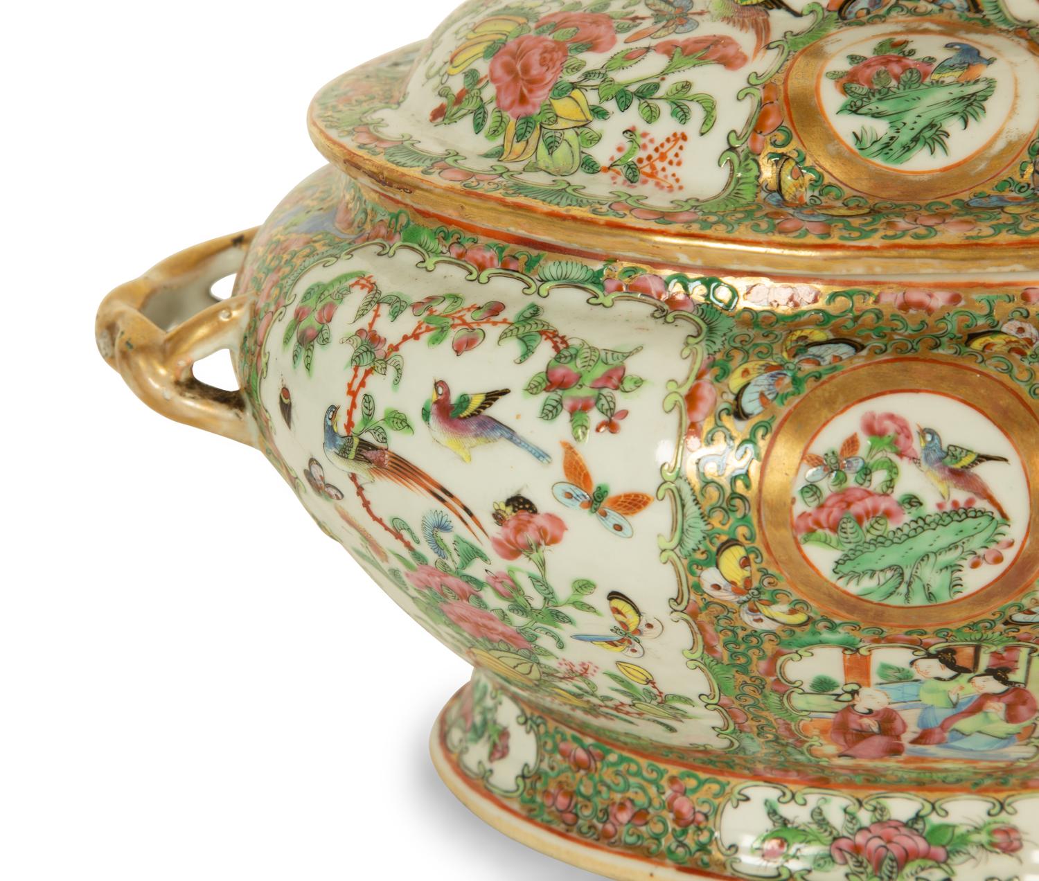 A Chinese Rose Medallion Porcelain Tureen and Cover
