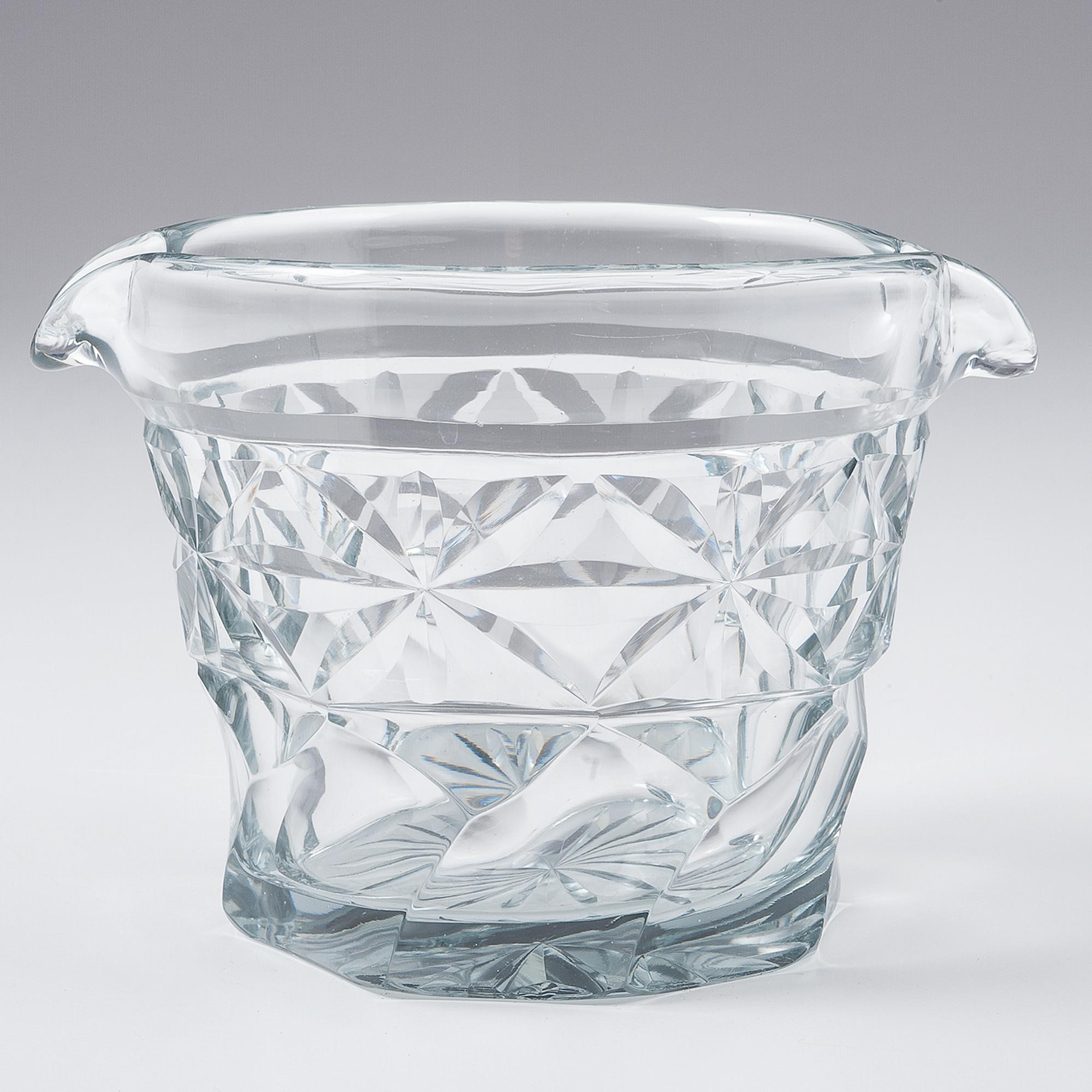 Wine Rinser Belonging to the Duke and Duchess of Windsor, Plus