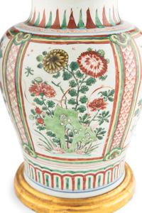 A Chinese Wucai Porcelain Jar