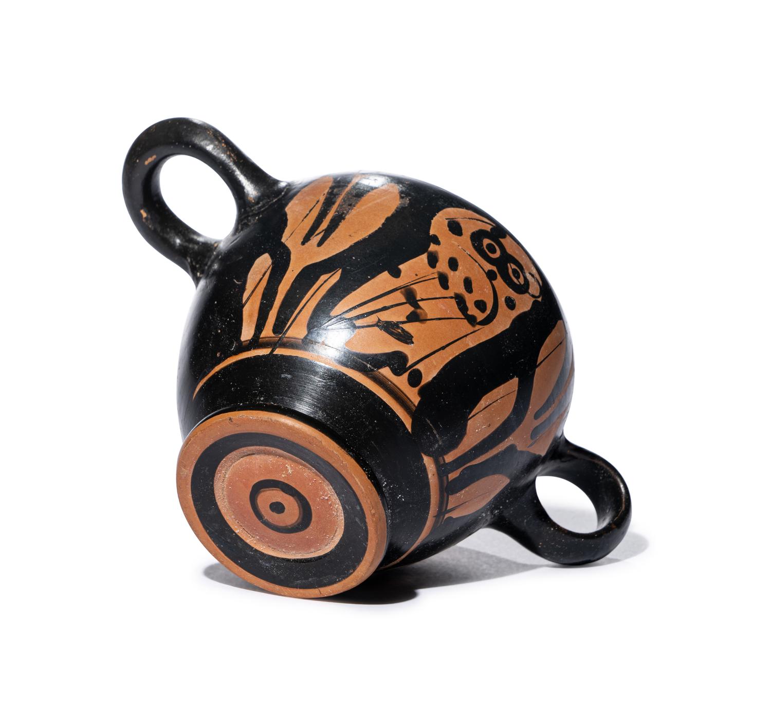 An Apulian Red-Figured Glaux
