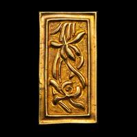A Partial Set of Chinese Yellow Gold Belt Plaques, Ming Dynasty 明 四時花卉紋帶跨六件：三桃、兩排方、一小方（辅弼）