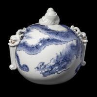 A Japanese Hirado Blue and White Covered Jar