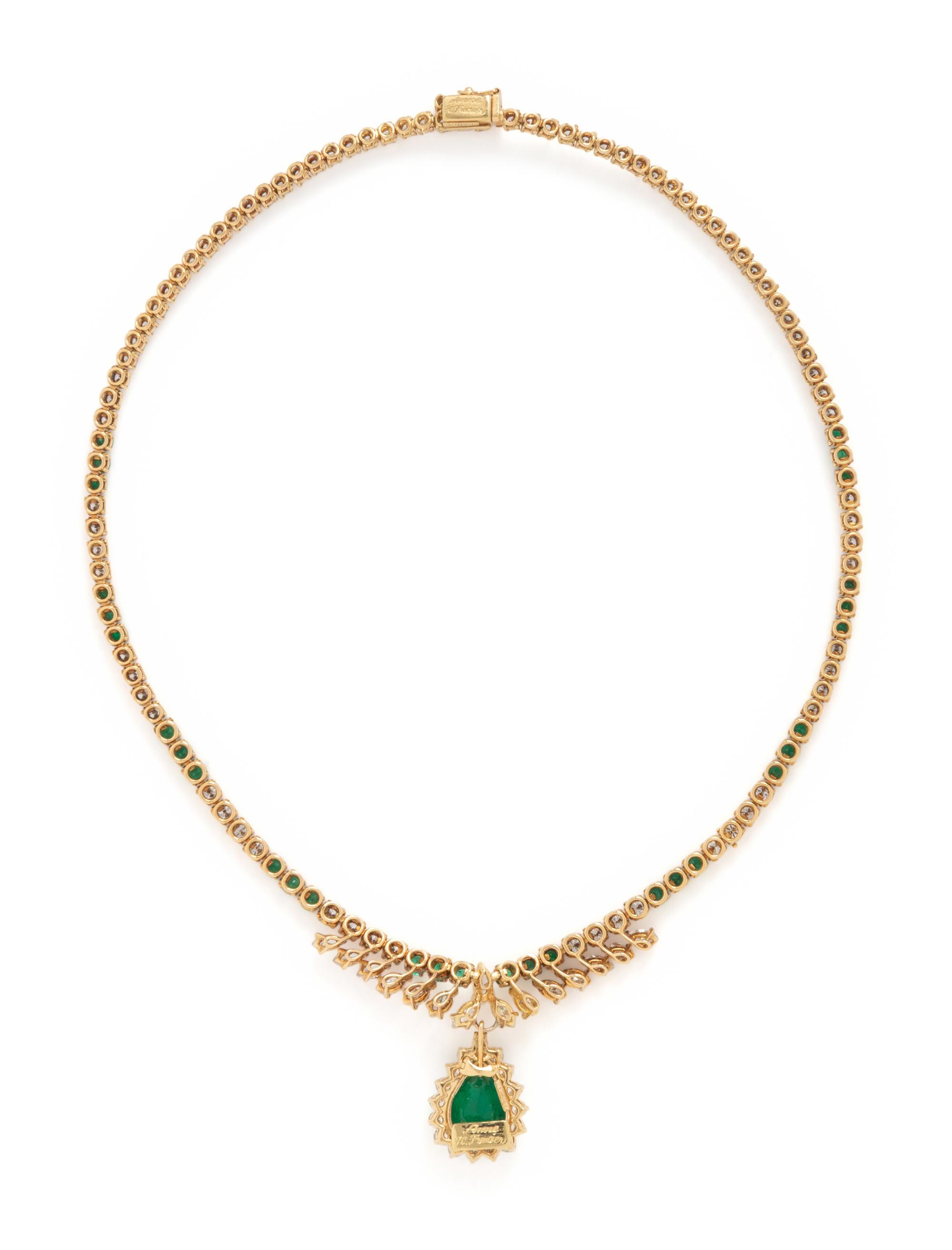 EMERALD, DIAMOND AND YELLOW GOLD NECKLACE