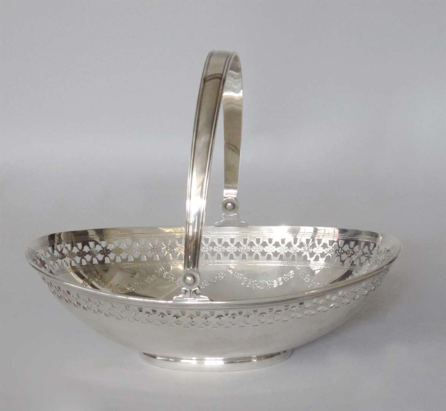 Sterling silver basket tiffany & co., new york, ny, 20th century