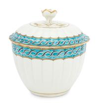 A Worcester Porcelain Covered Sugar Bowl