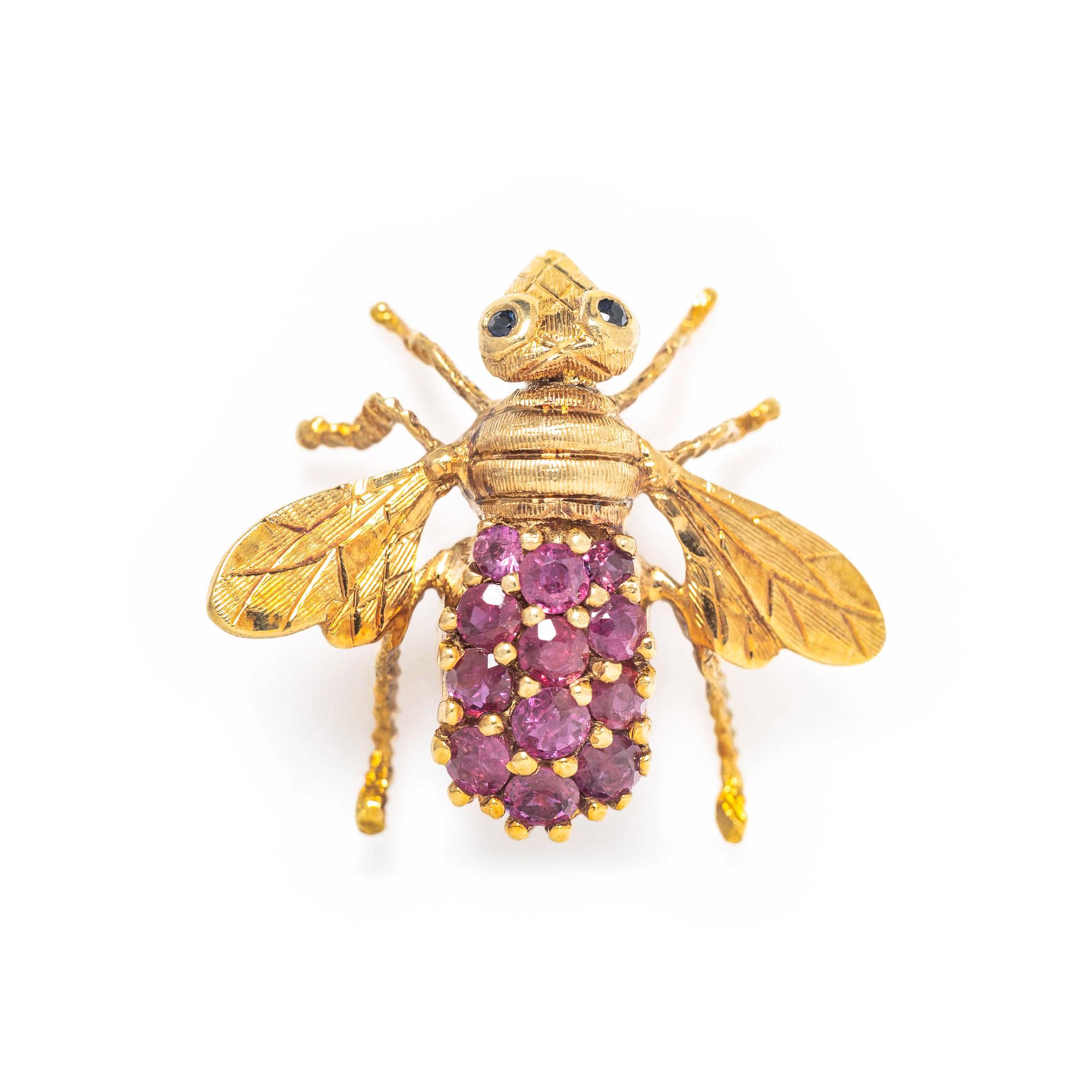YELLOW GOLD AND MULTIGEM BEE BROOCH