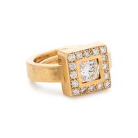 DIAMOND RING