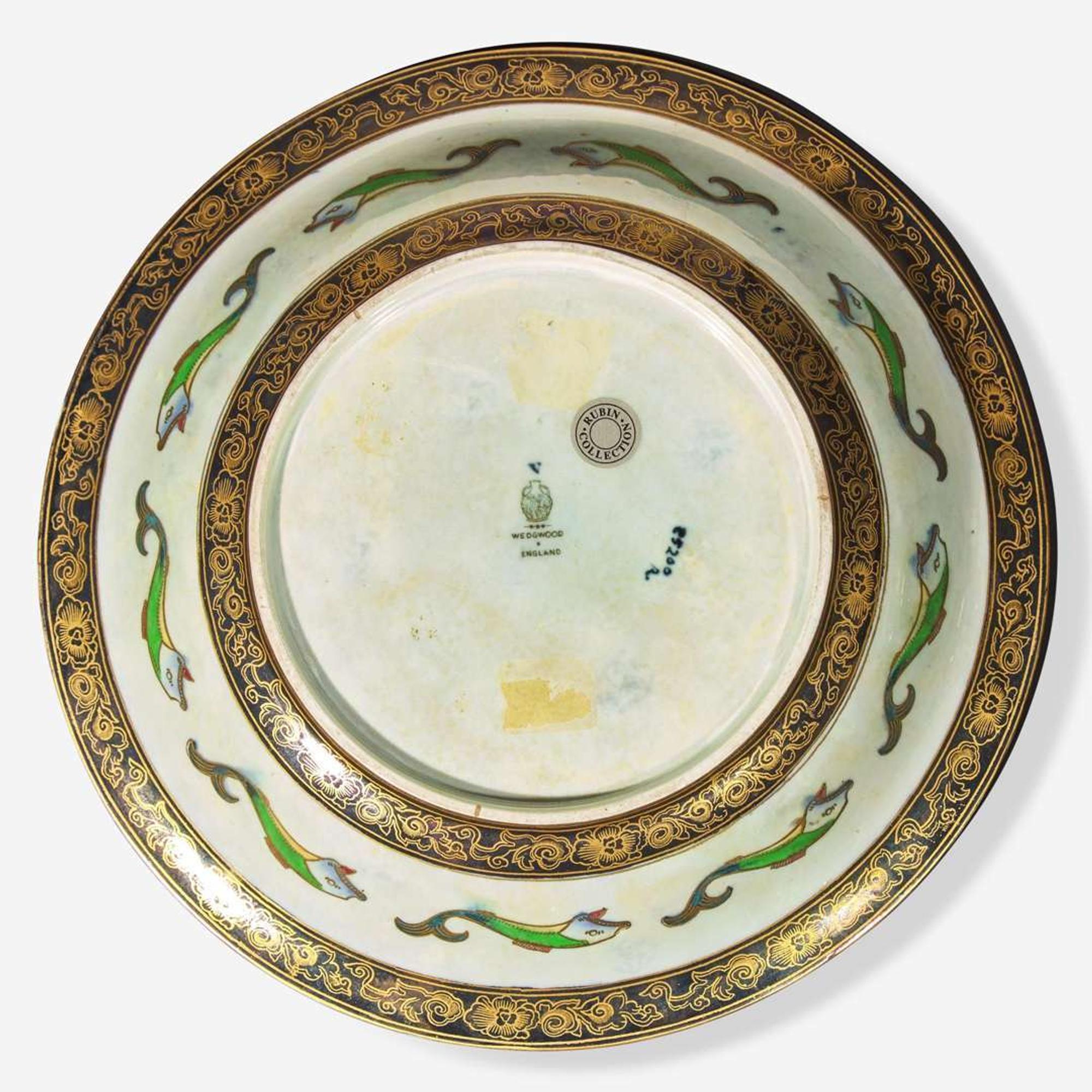 A Wedgwood Fairyland Lustre Firbolgs Lily Tray UK, circa 1925