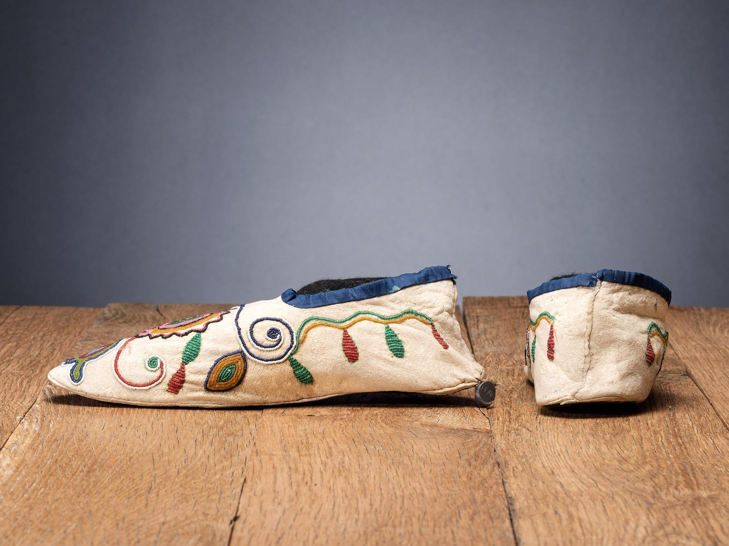 Upper Missouri Beaded Hide Moccasins