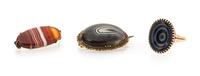 A Collection of Yellow Gold and Gold Filled Agate Jewelry, 13.00 dwts.