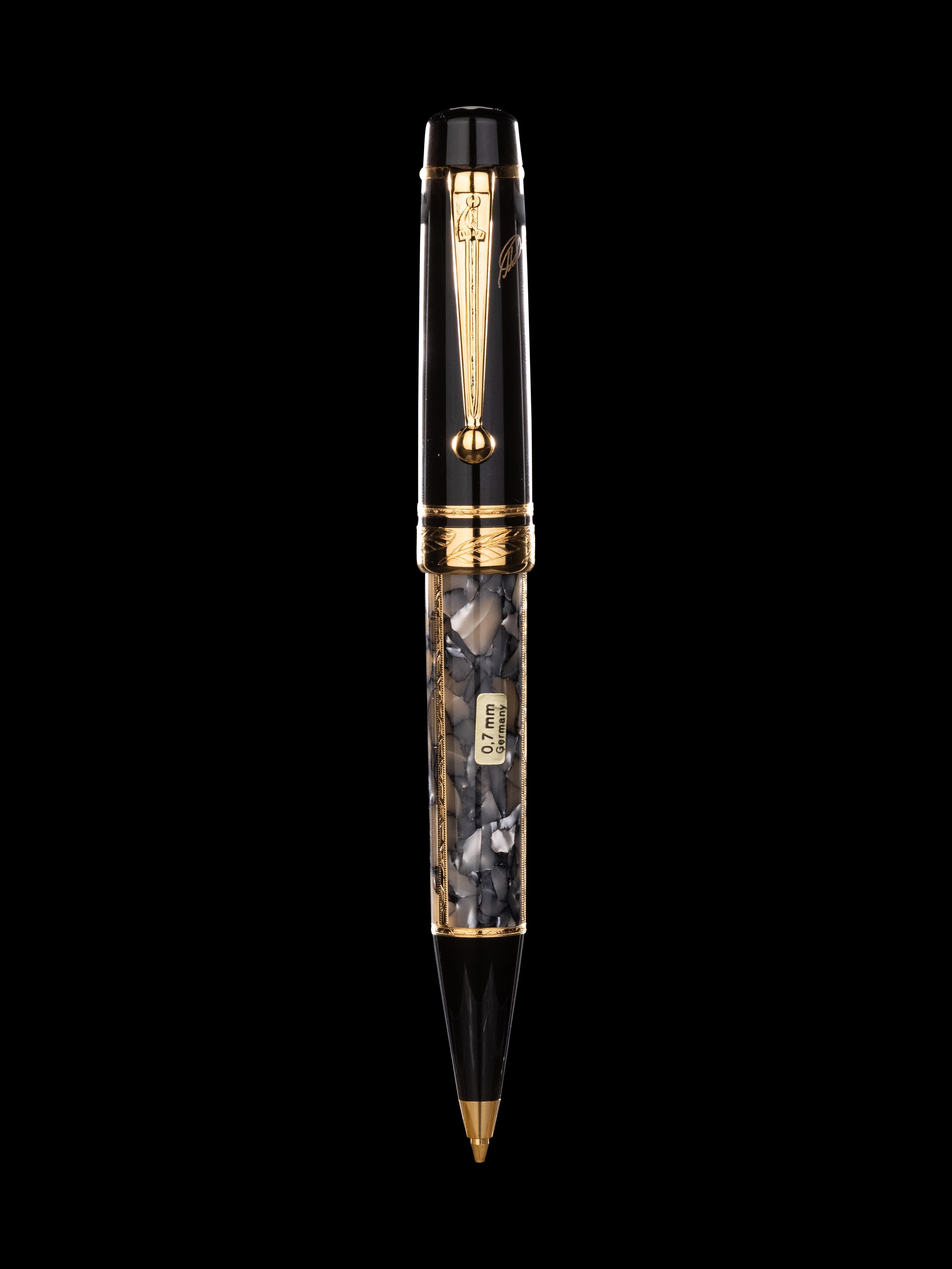 Montblanc: Alexandre Dumas-Writers Series Limited Edition Fountain Pen and Mechanical Pencil