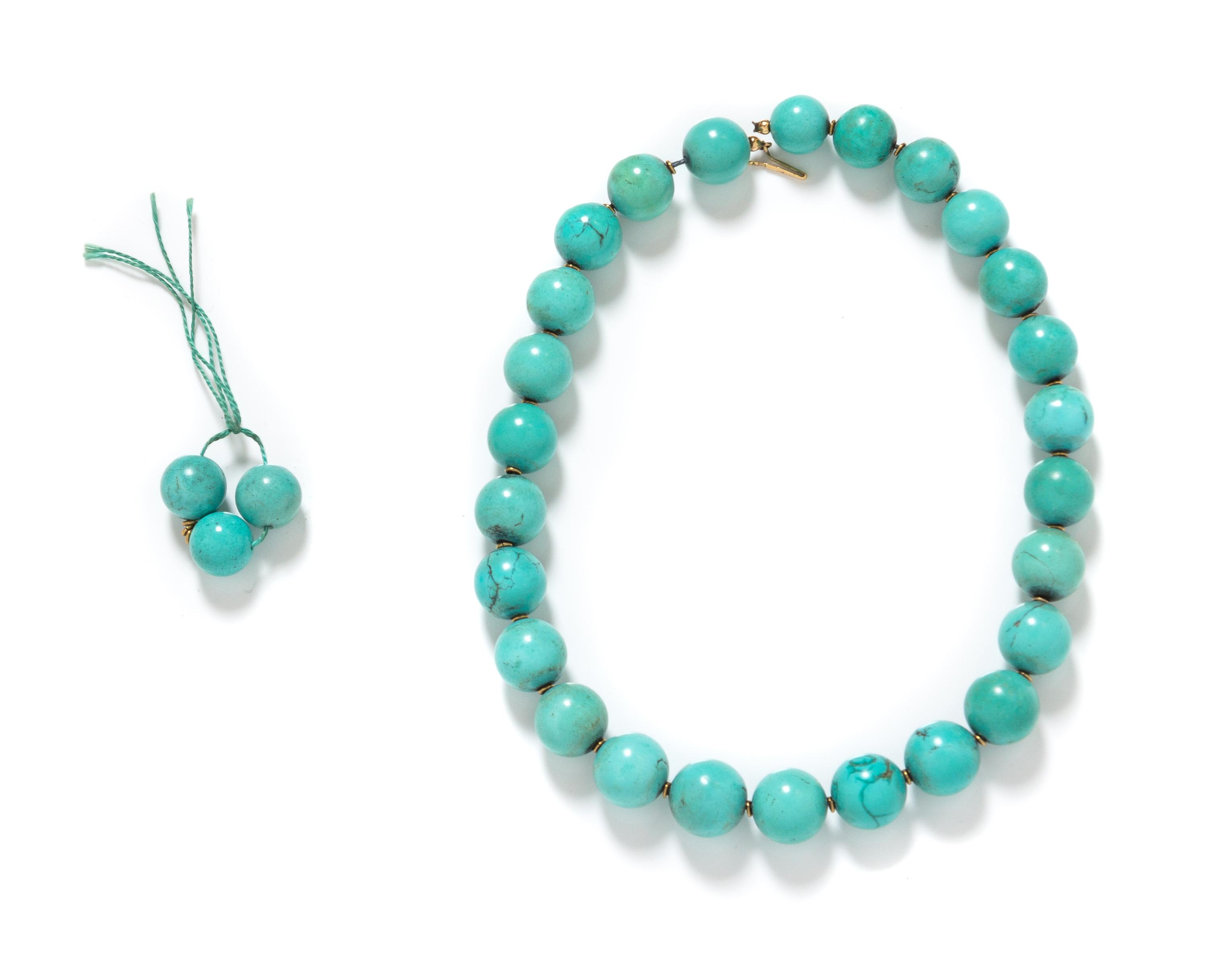 A Yellow Gold and Turquoise Bead Necklace,