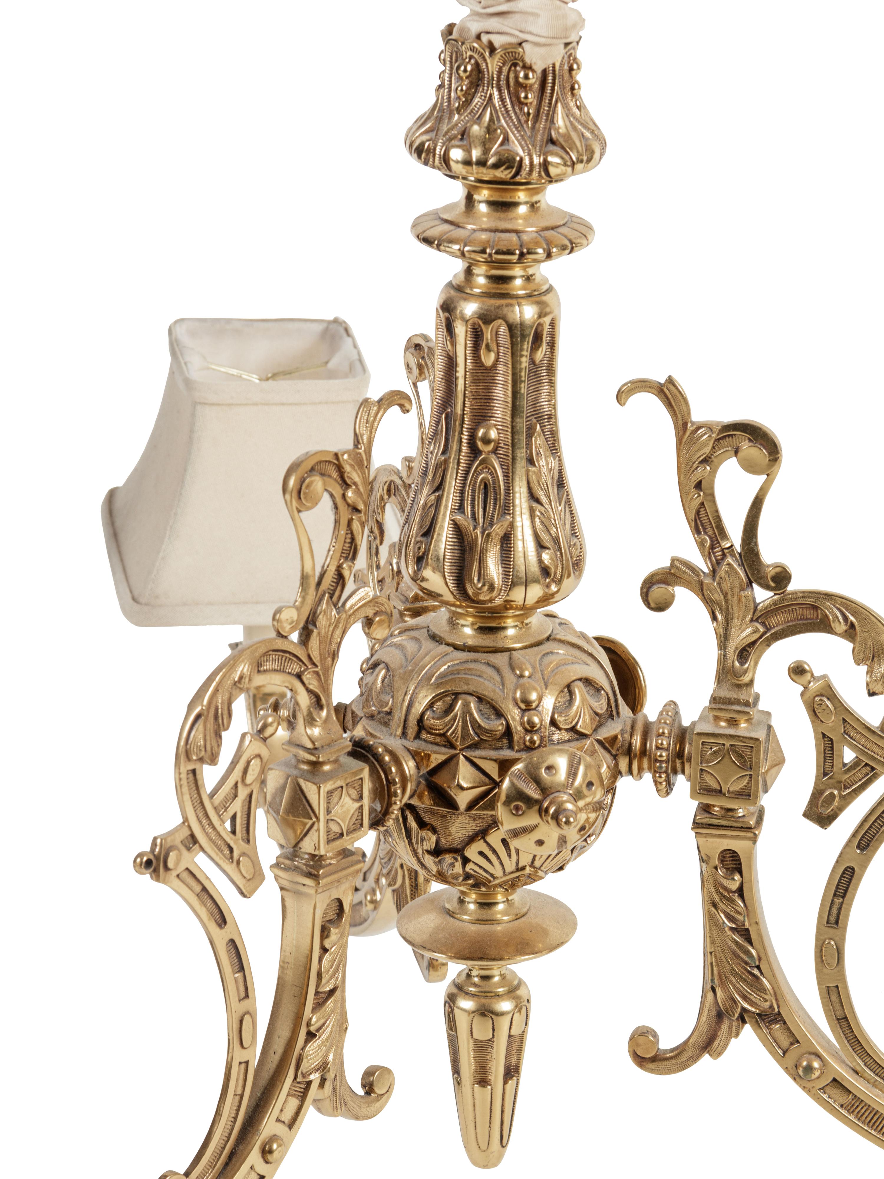 An Aesthetic Style Brass Three-Light Chandelier