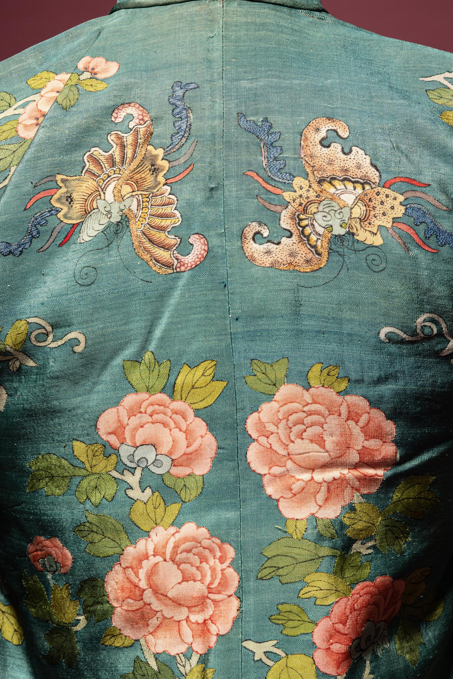 A Jade Green Ground Kesi Silk Lady's Robe, Cheongsam