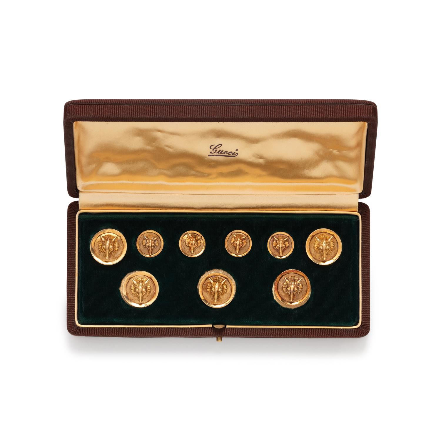 GUCCI, YELLOW GOLD BUTTON SET