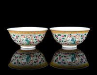 A Pair of Famille Rose Porcelain 'Floral' Bowls