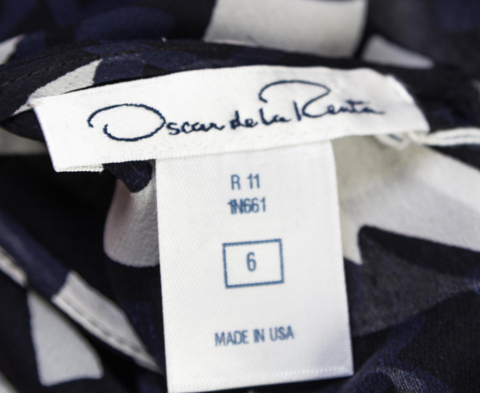 An Oscar de la Renta Black and Cream Silk Dress, Size: 6.