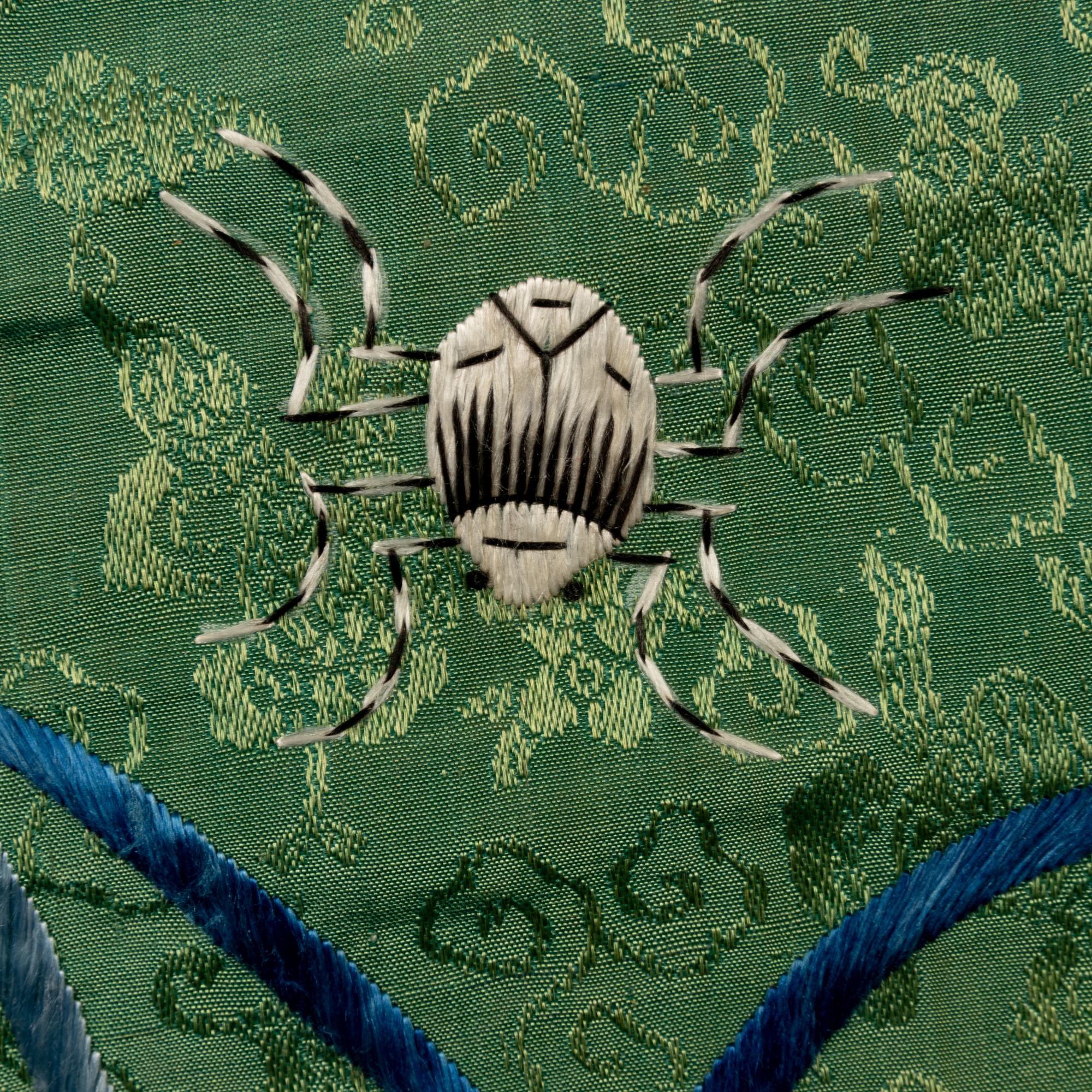 A Chinese Apple Green Ground Embroidered 'Peonies and Insects' Silk Lady's Robe, Changyi, 19th Century 清晚期 蘋果綠地綉牡丹草蟲氅衣