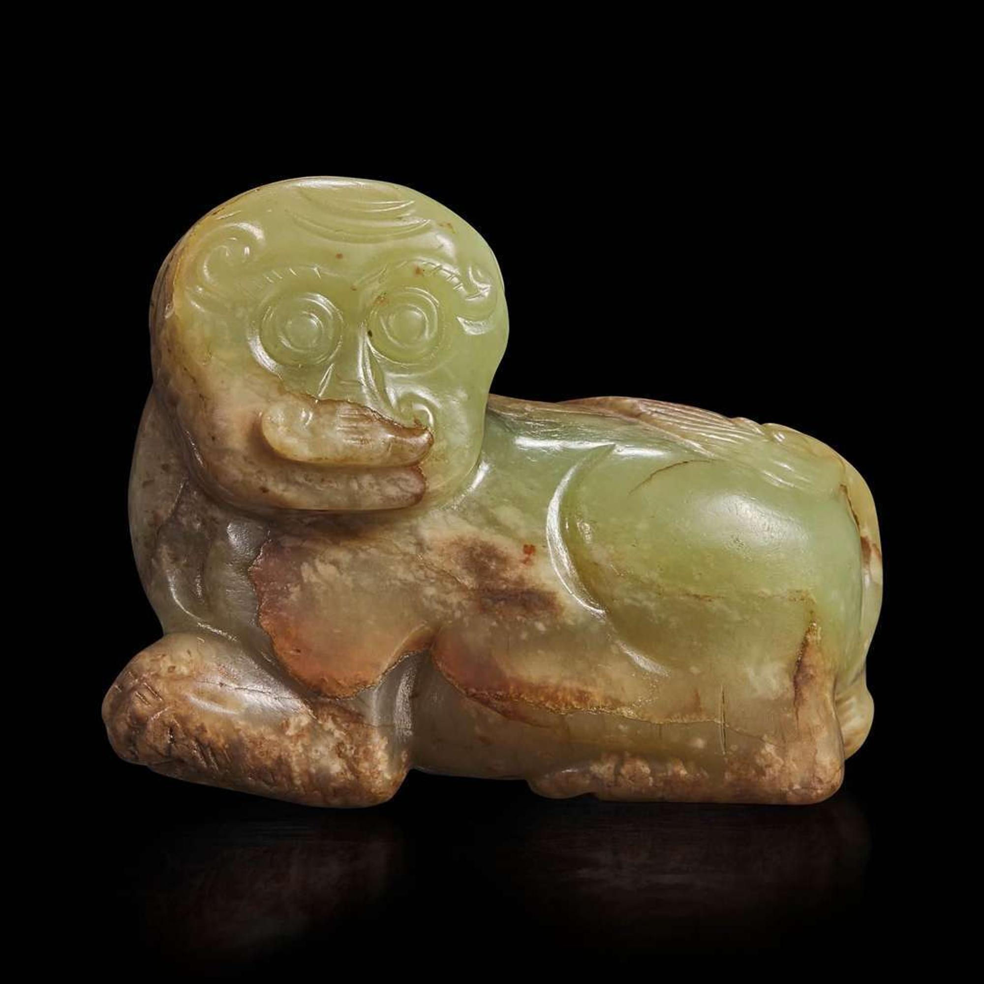 A Chinese jade carving of a mythological animal 瑞兽玉雕 Possibly Six Dynasties/Tang ???????