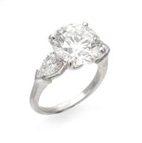 A Platinum and Diamond Ring, Graff, 4.30 dwts.