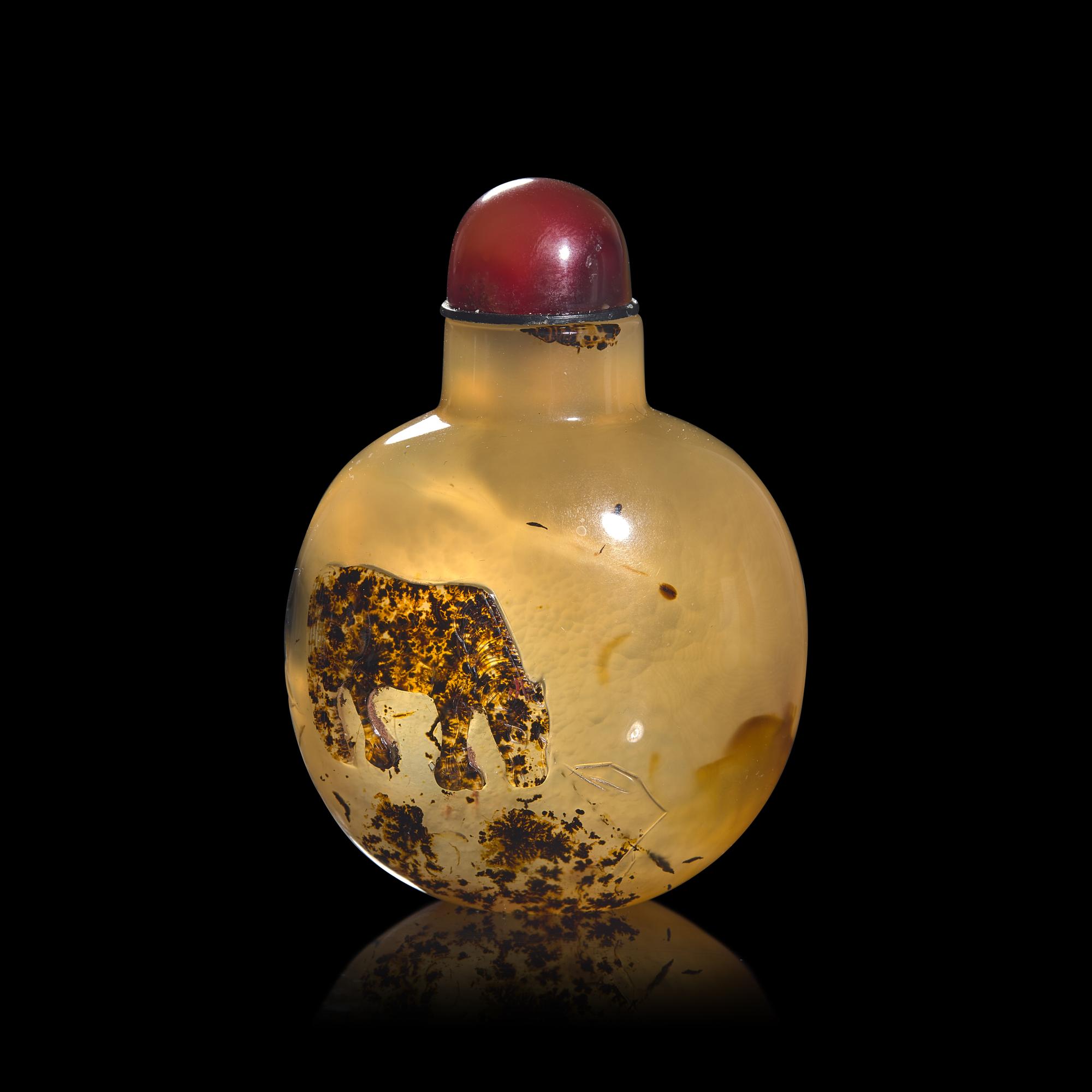 A Chinese Carved Shadow Agate "Horse" Snuff Bottle, 1760-1850