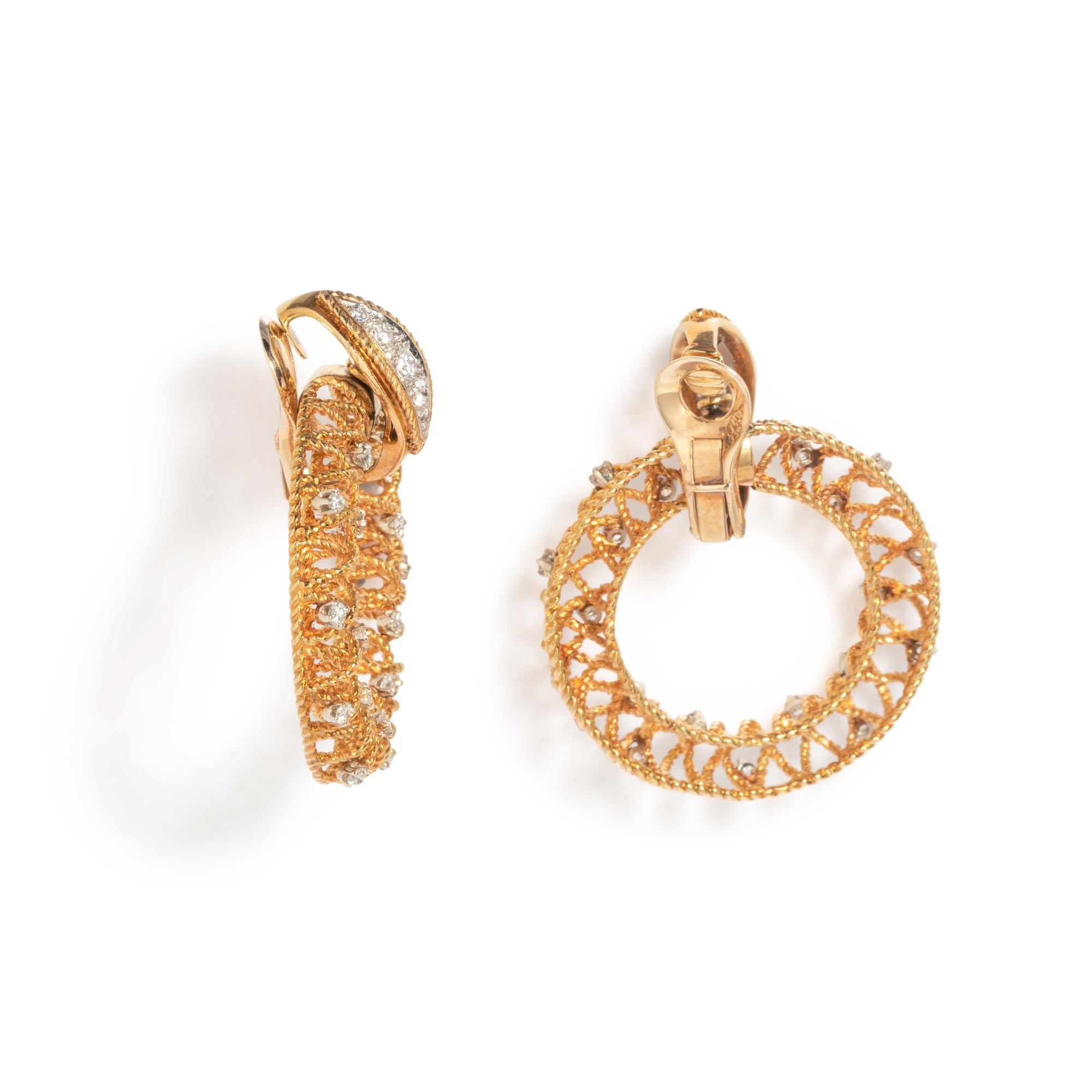 YELLOW GOLD AND DIAMOND EARCLIPS