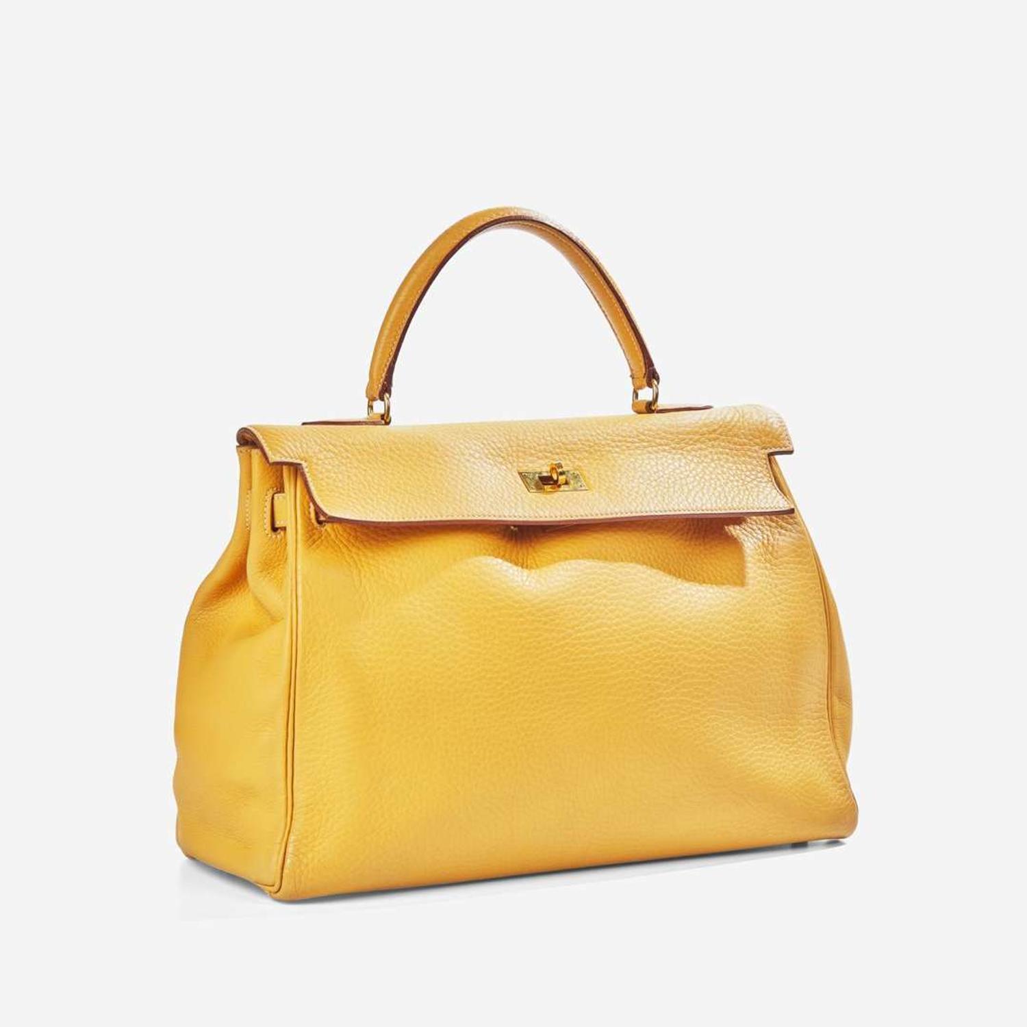 An Hermès Kelly Retourne 35 in Sable Calf Leather Hermès