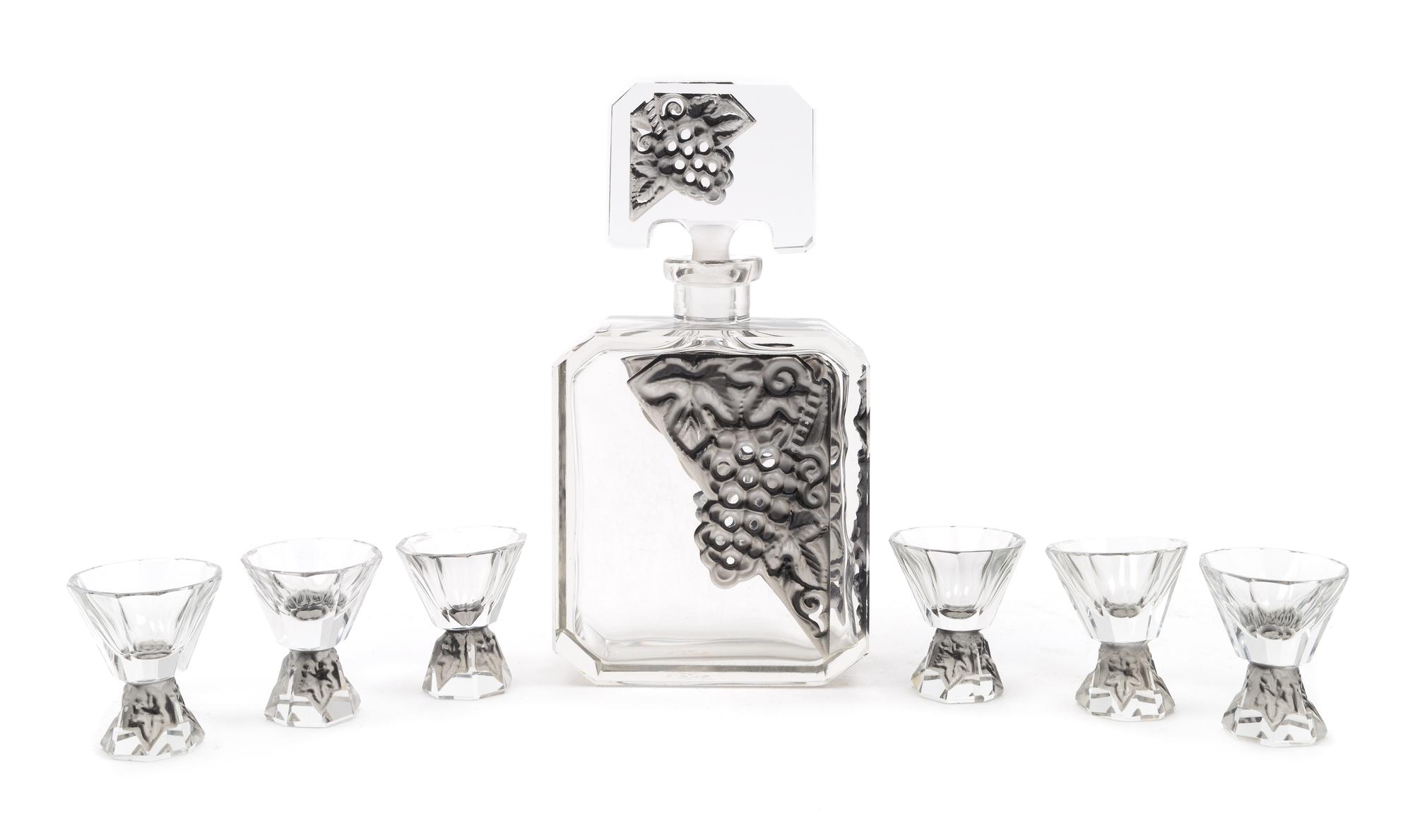 Art Deco, FIRST HALF 20TH CENTURY, a decanter and 6 glasses