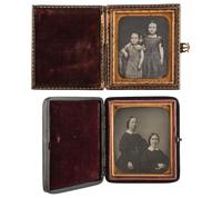 [EARLY PHOTOGRAPHY - PORTRAITURE]. A group of 5 daguerreotype portraits of pairs of children and family.
