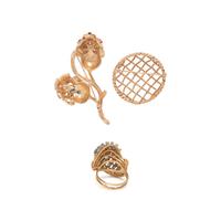 COLLECTION OF YELLOW GOLD AND GEMSTONE JEWELRY