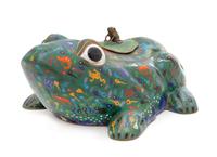 A Chinese Cloisonne Enamel Frog-Form Covered Vessel