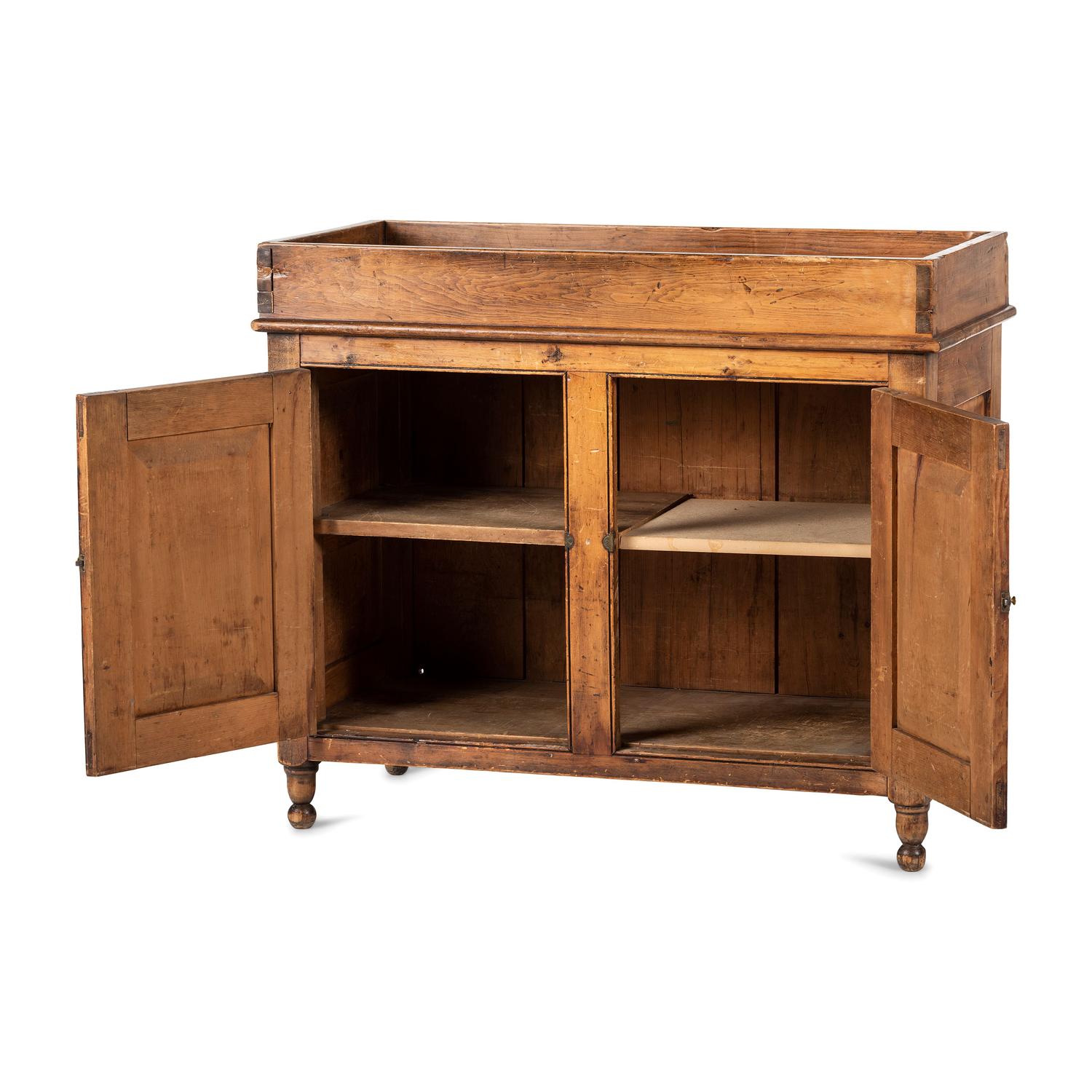 A Dry Sink in Mixed Woods