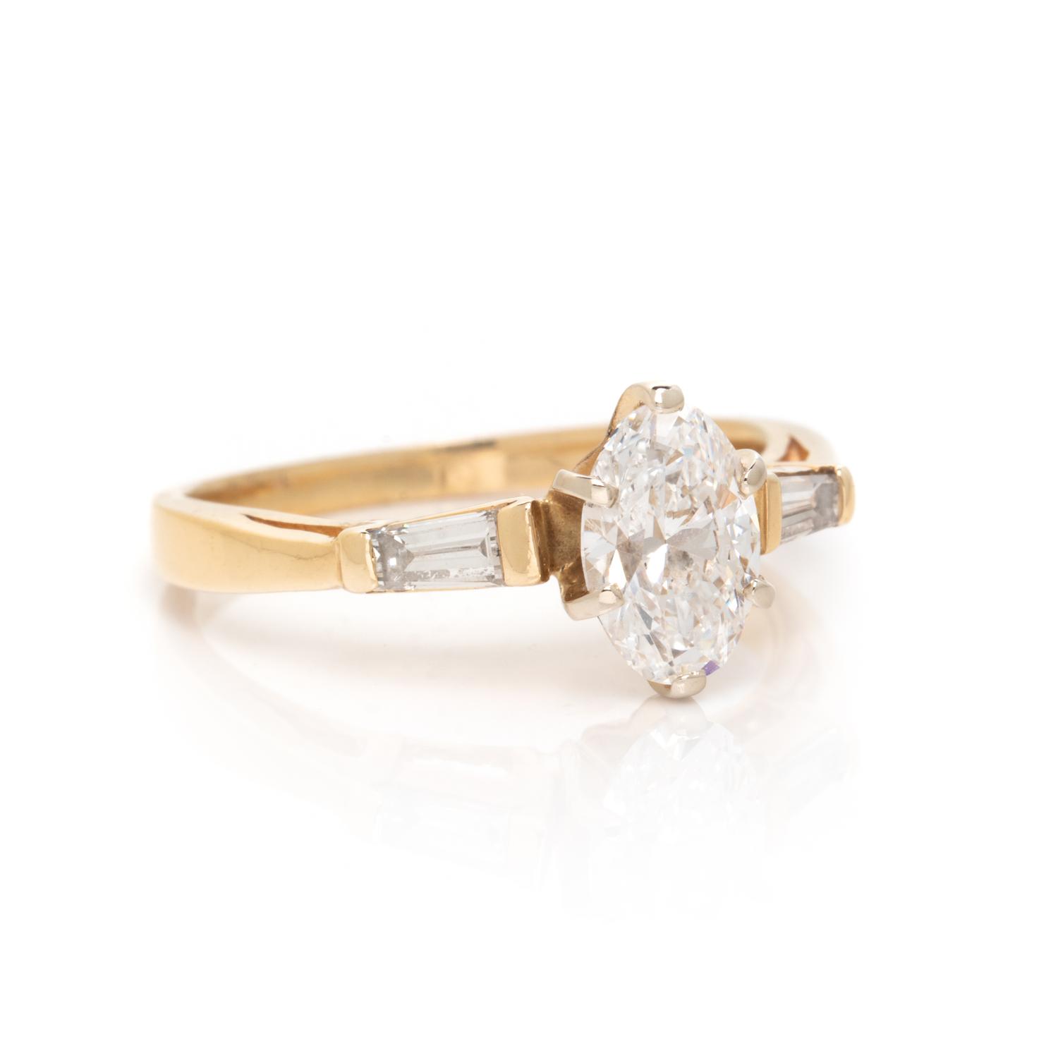 DIAMOND RING