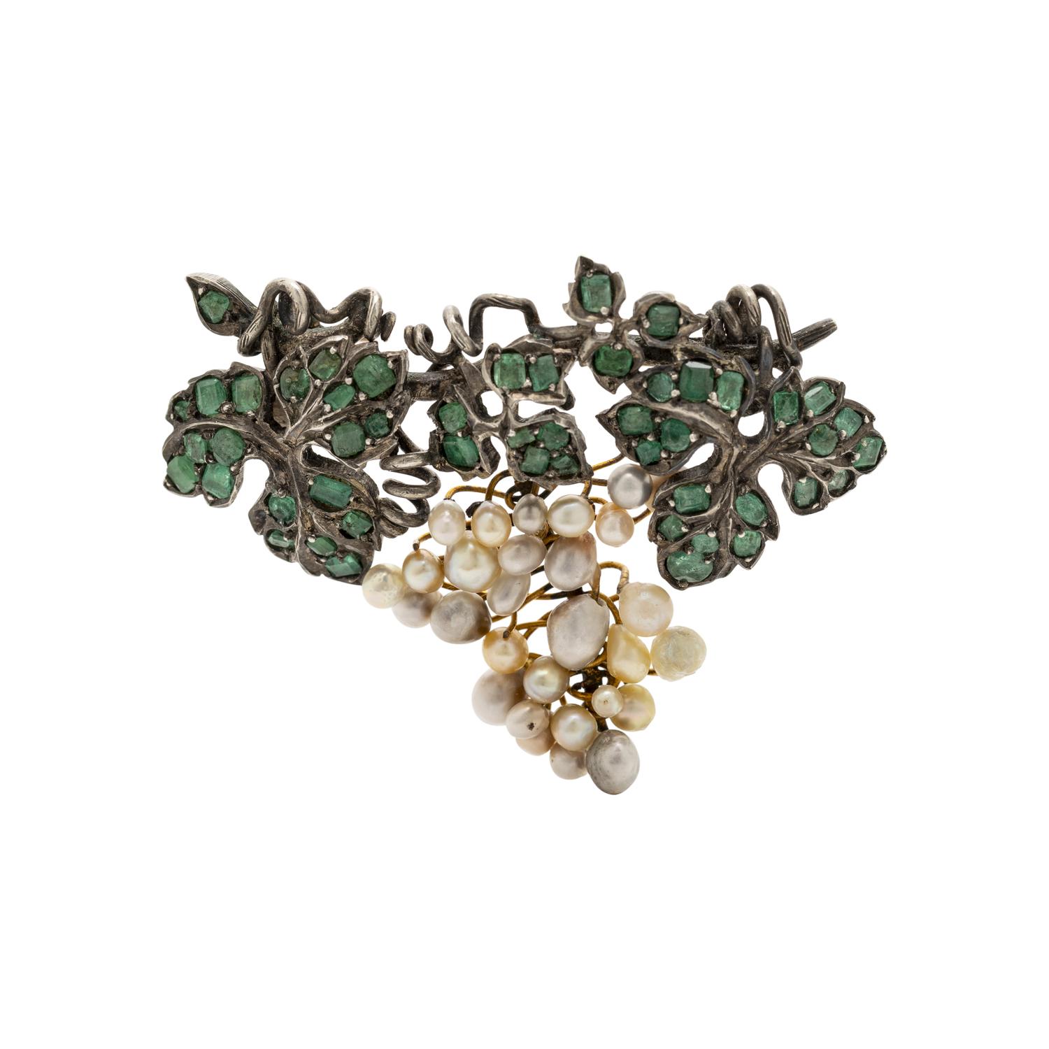 EMERALD AND PEARL BROOCH
