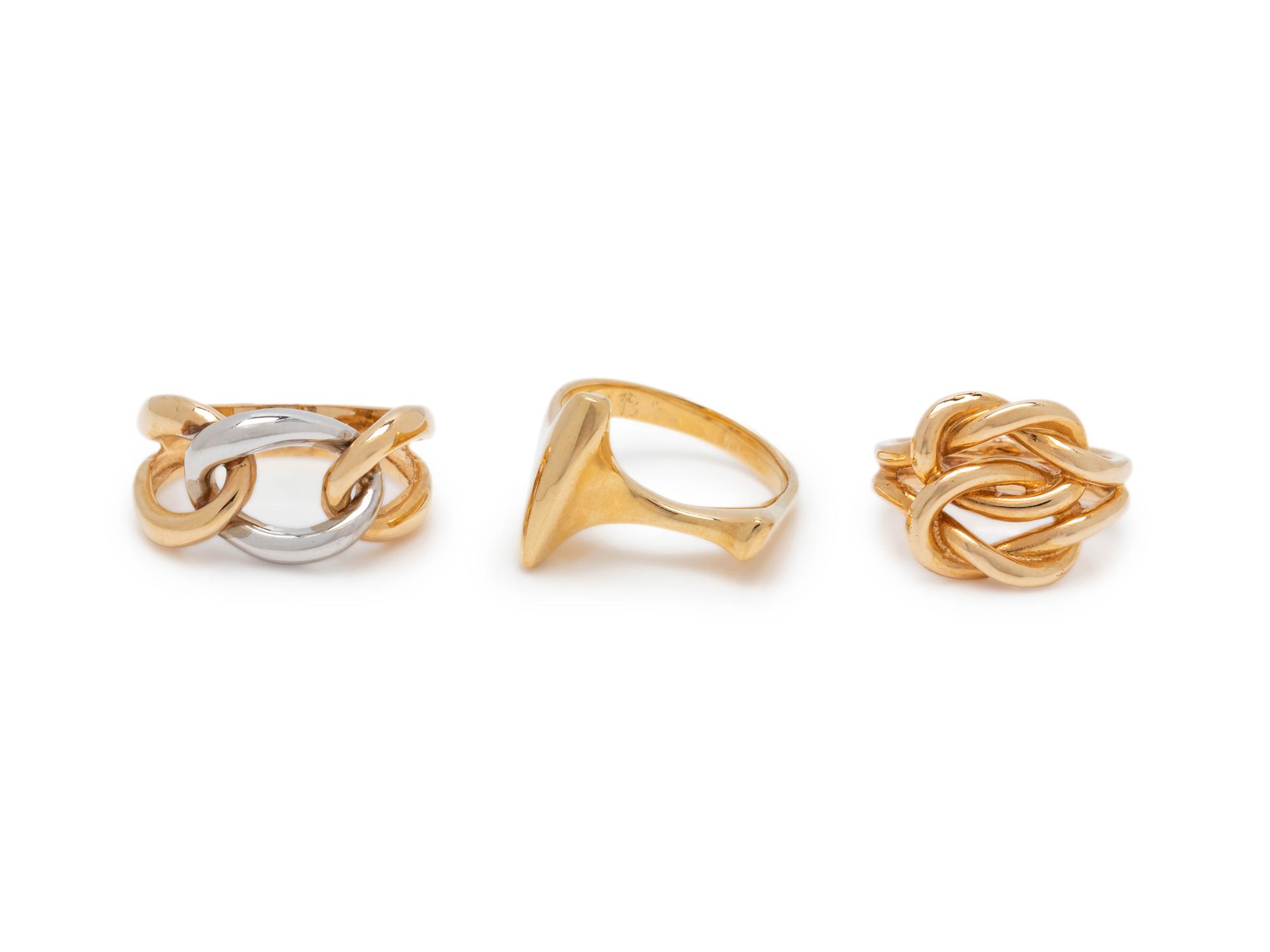 COLLECTION OF GOLD RINGS