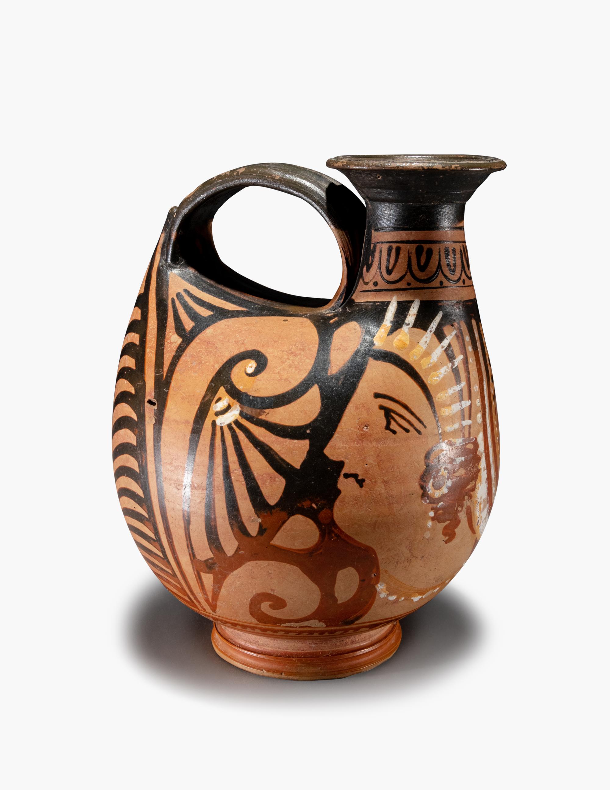 An Apulian Red-Figured Askos