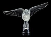 A Lalique Molded and Frosted Glass Dove
