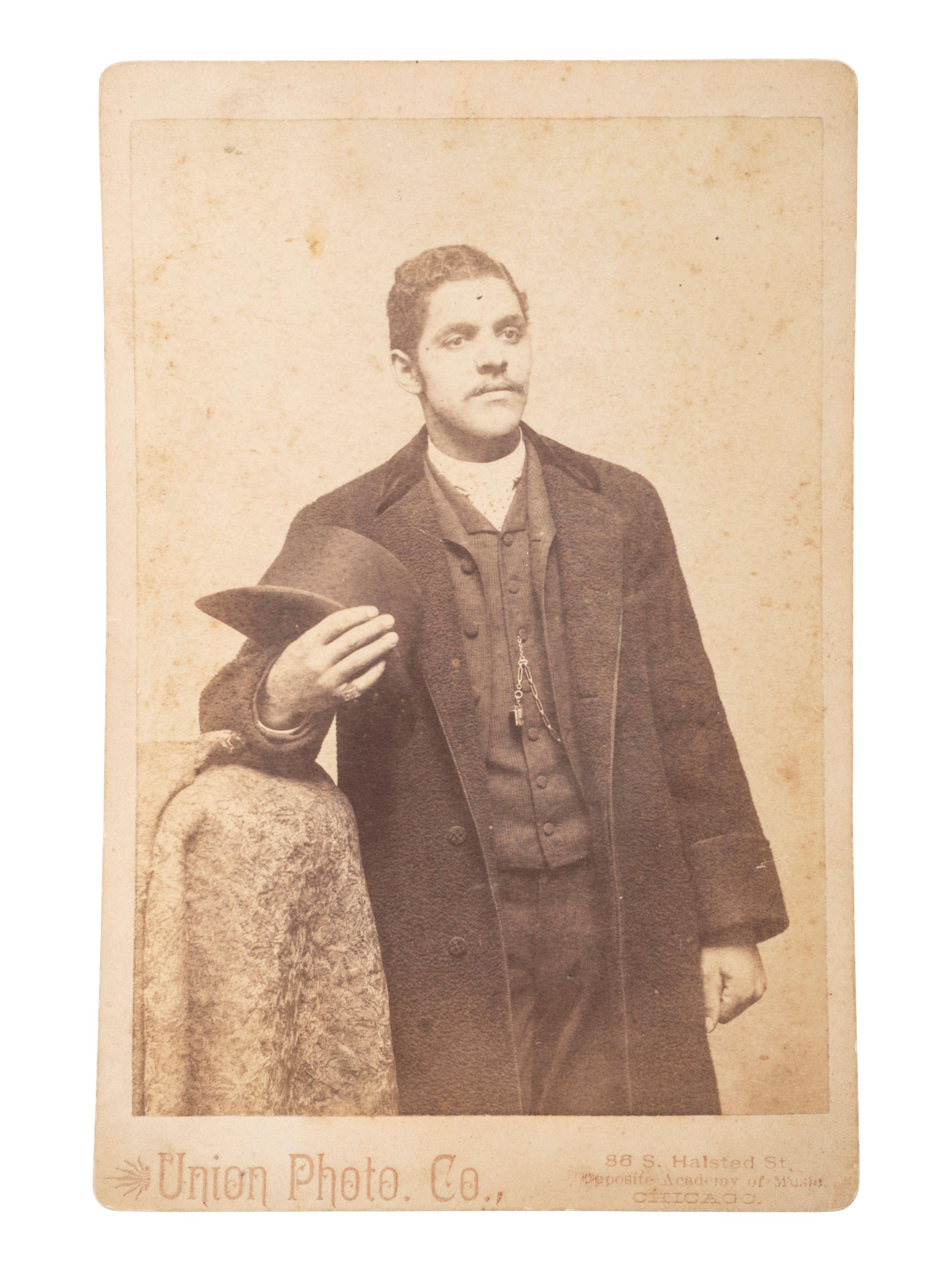 [HISTORIC PHOTOGRAPHY]. A group of 4 photographs of African American subjects. Ca late 19th-early 20th century.