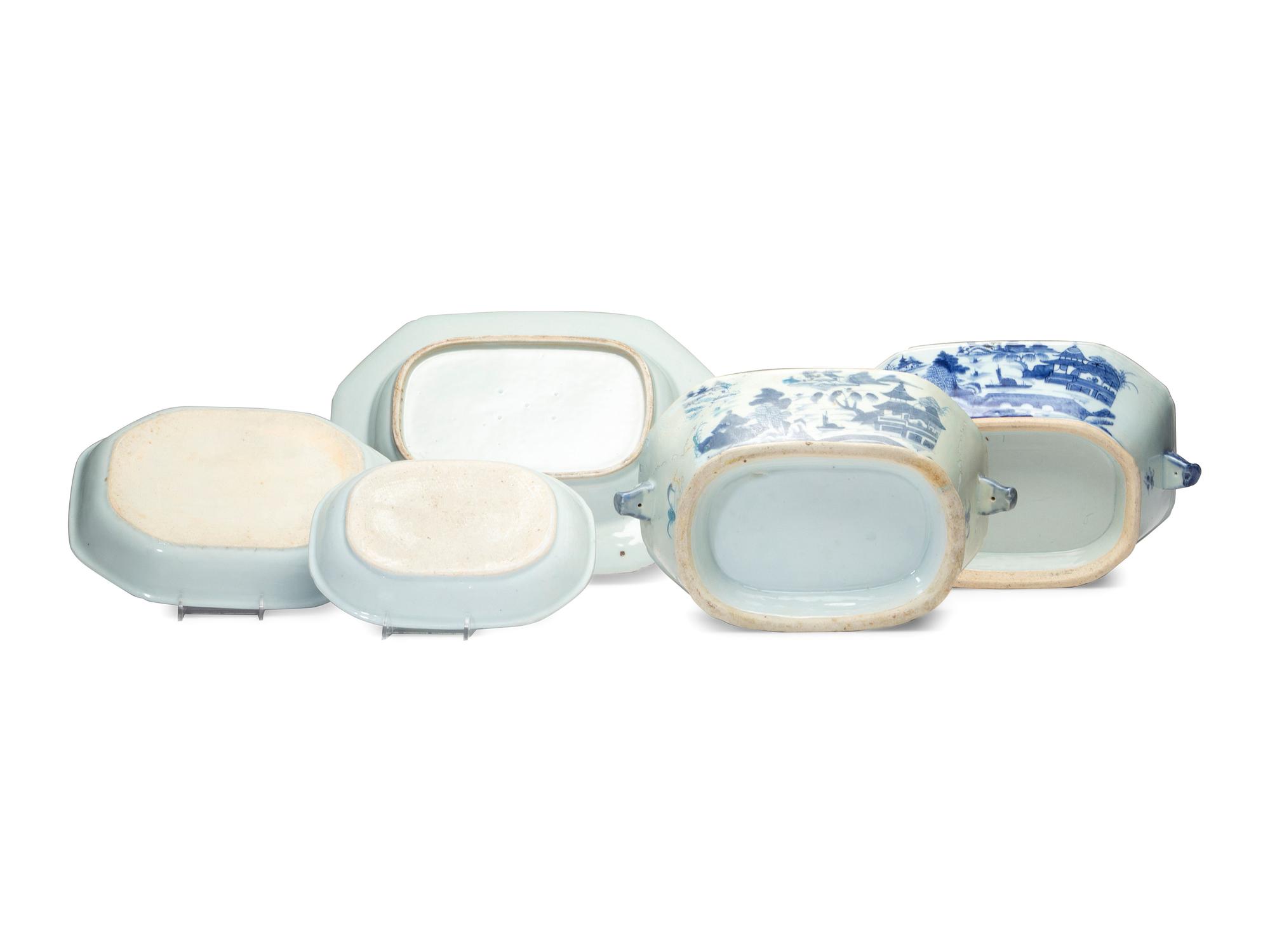 Five Chinese Export Blue Canton Porcelain Articles