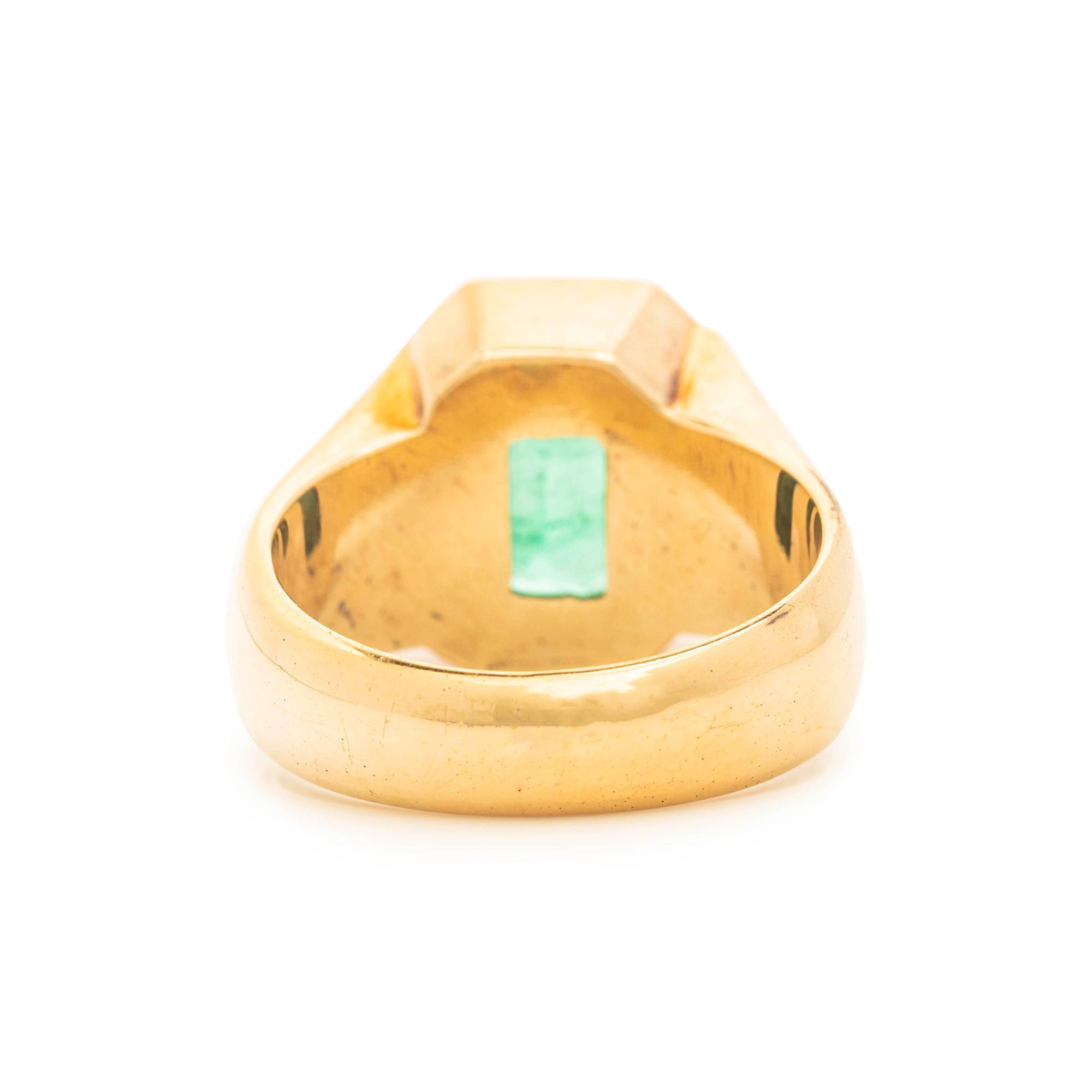 EMERALD RING