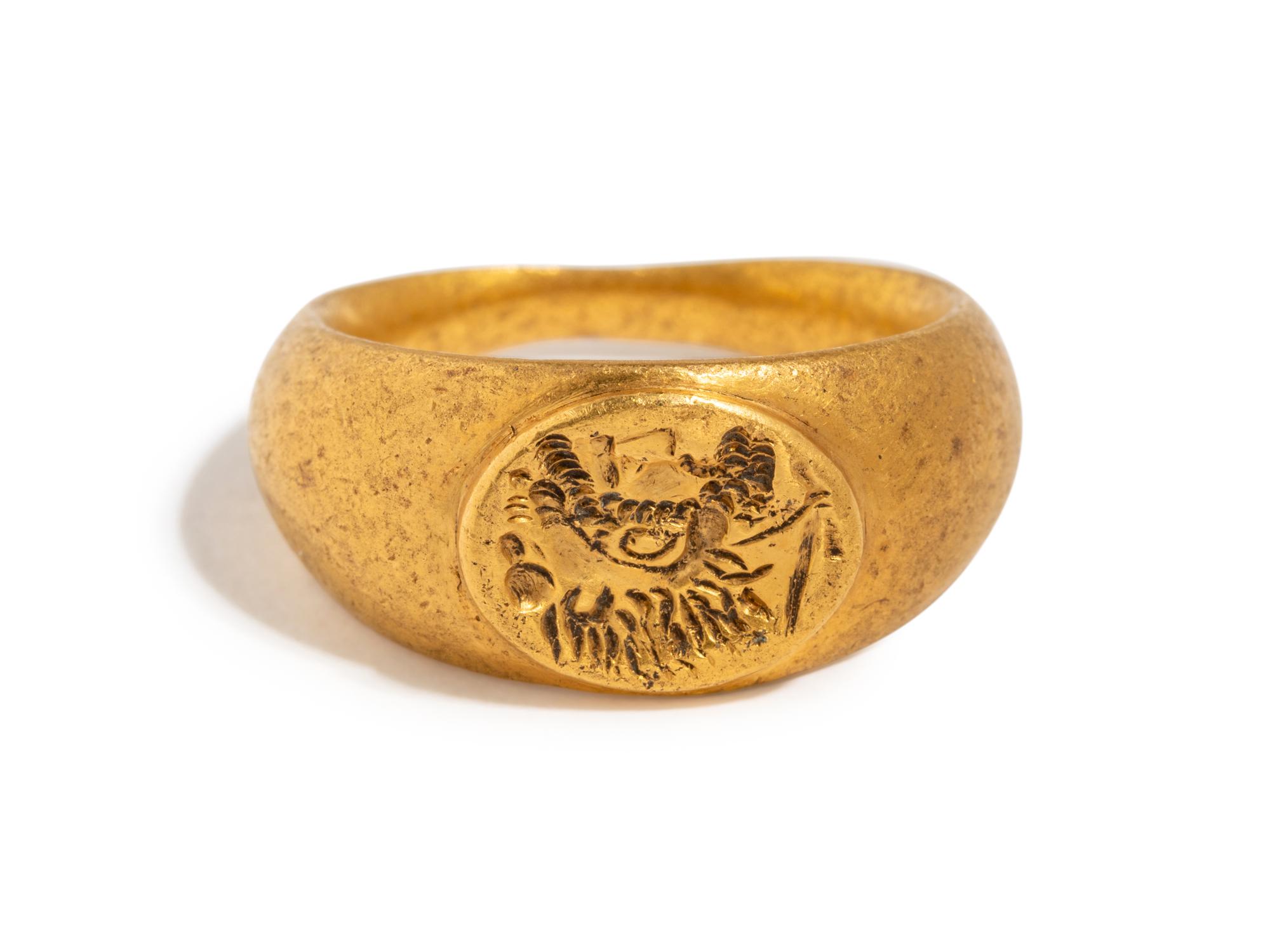 A Roman Gold Finger Ring with the Demigod Hercules