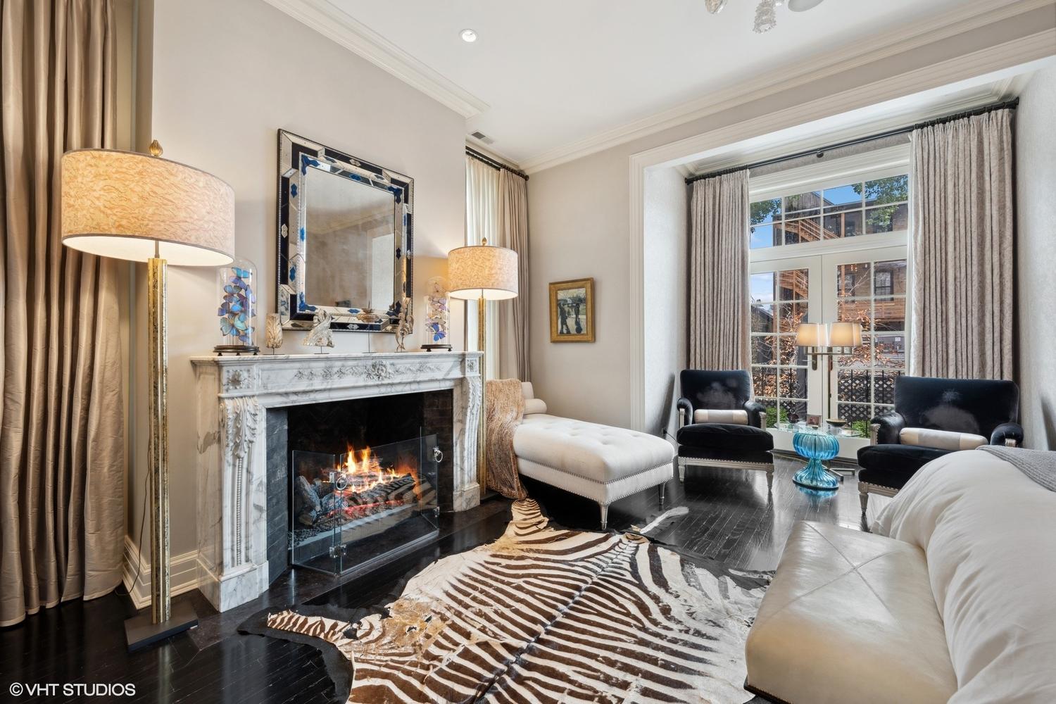 A Lenox Porcelain Dinner Service