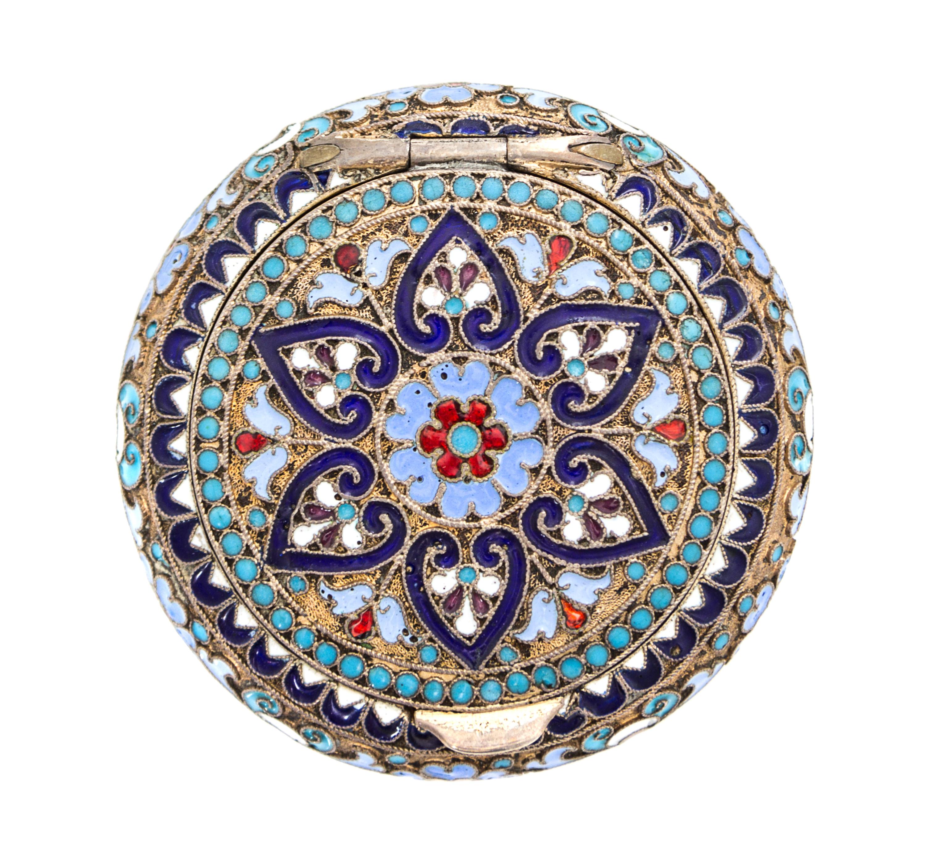 A Russian Enameled Silver Box, Gustav Klingert, Moscow, late 19th Century, of circular form with stylized foliate decoration.