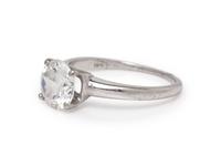 A Platinum and Stimulant Stone Ring,