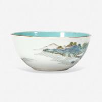 A small Chinese enameled porcelain bowl 珐琅彩小碗