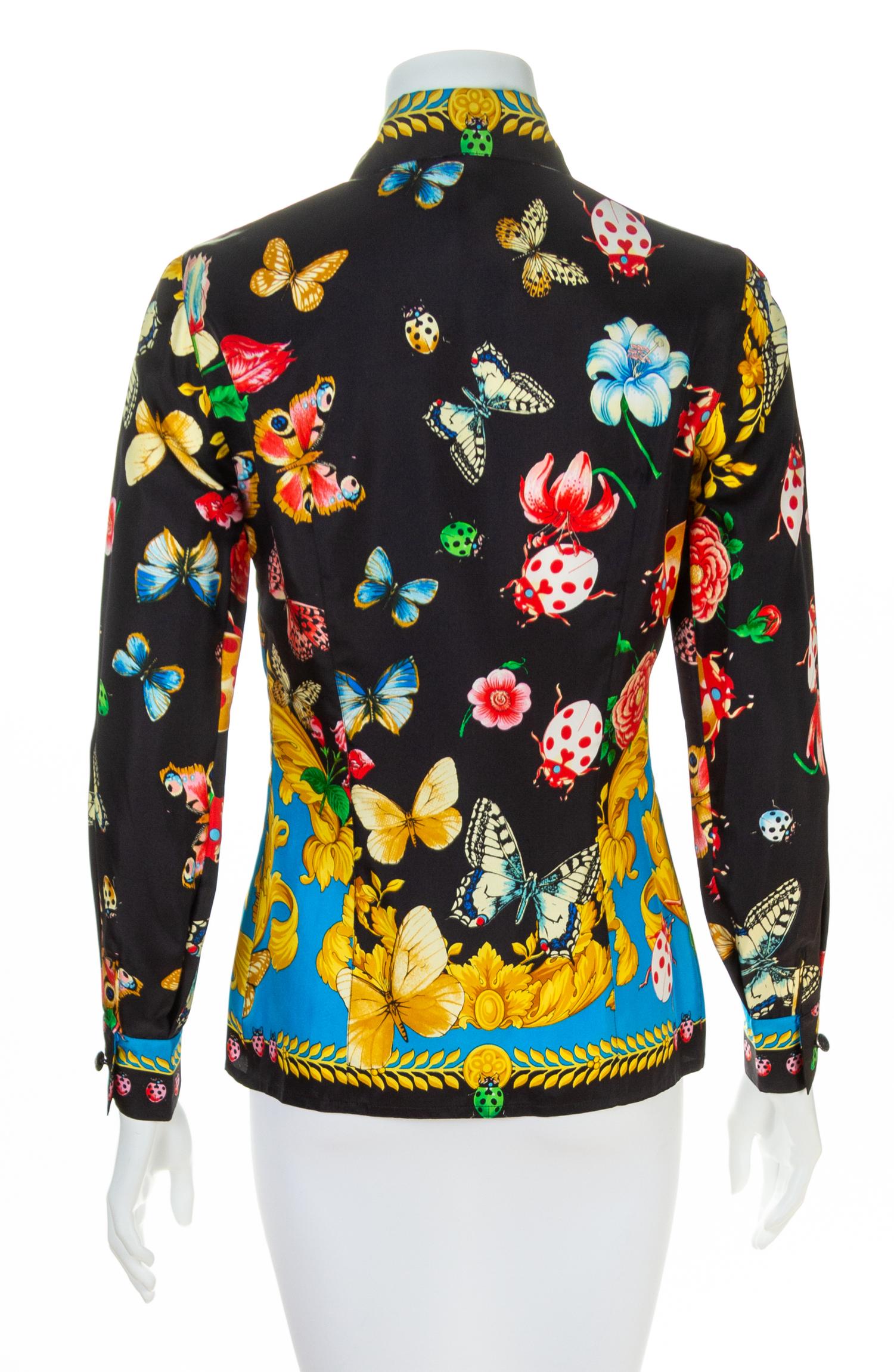 A Gianni Versace Silk Print Shirt, Size 38.