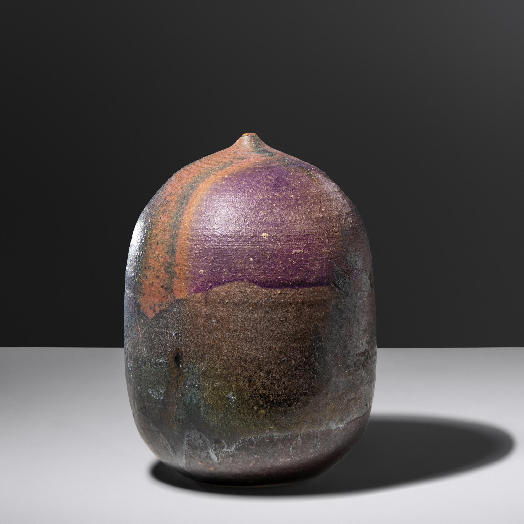 'Moon Pot with Rattle'