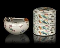 Two Chinese Famille Rose Porcelain Articles