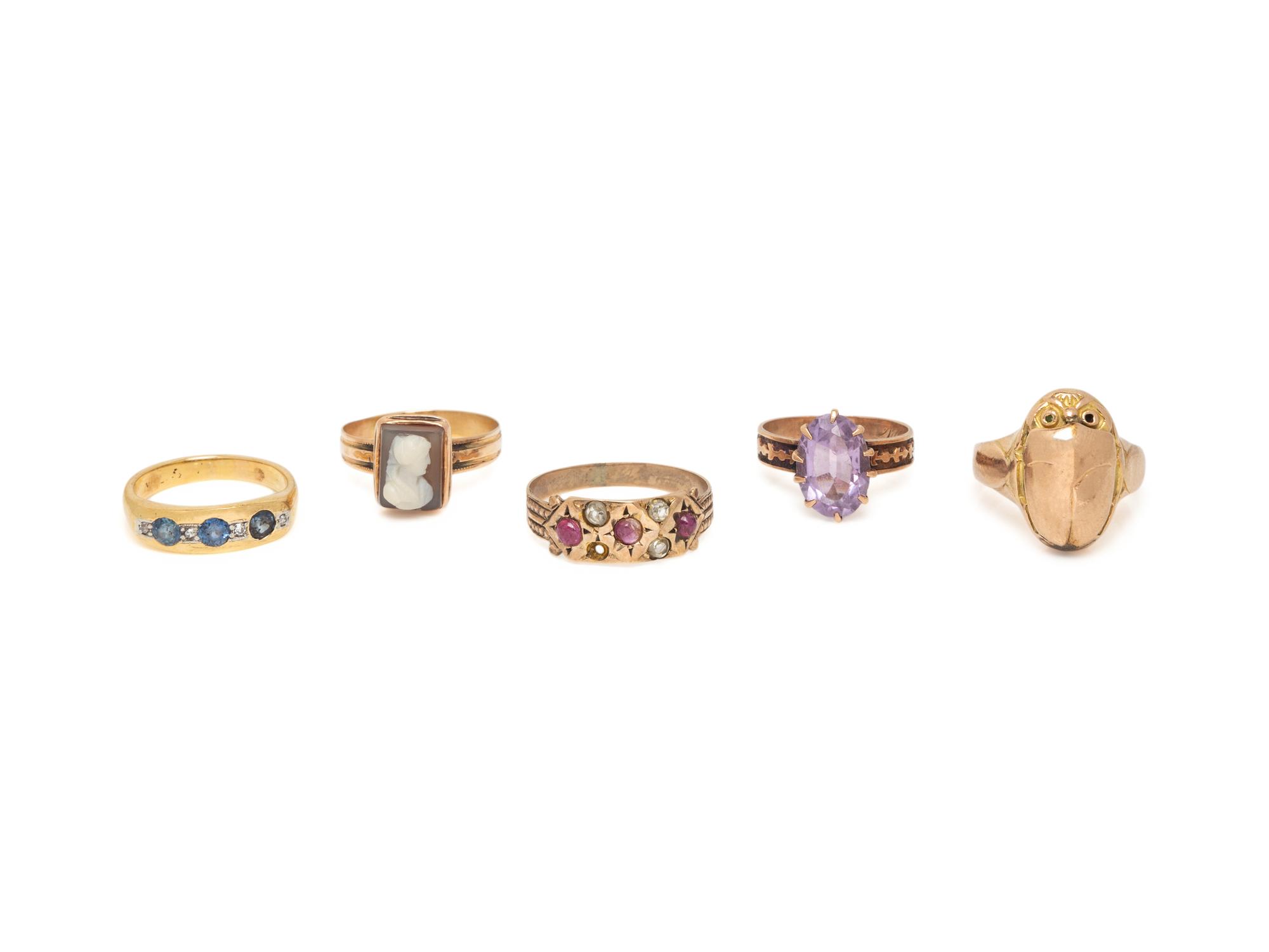 COLLECTION OF ANTIQUE RINGS