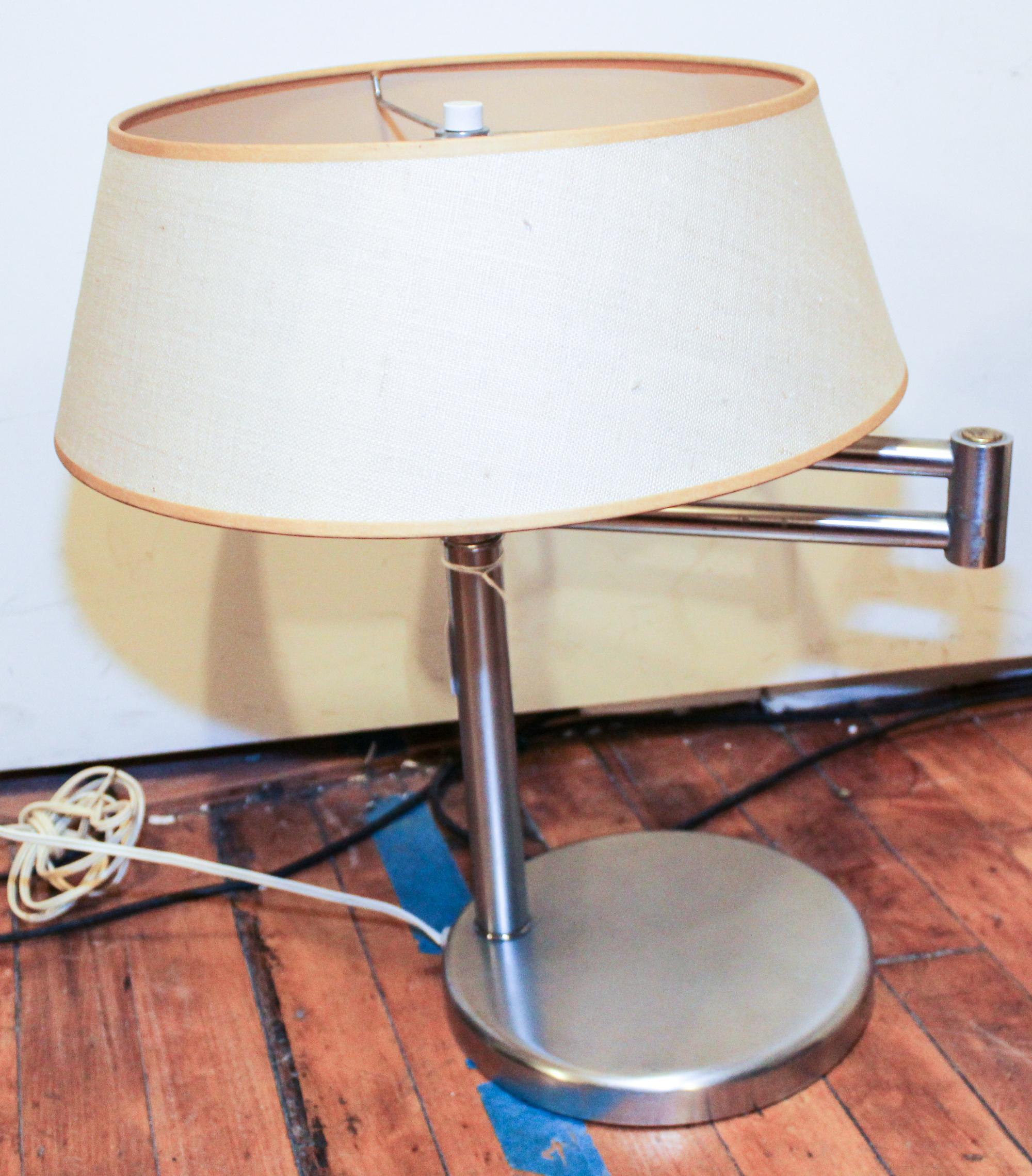 An American Table Lamp, Walter Von Nessen Height overall 16 1/2 inches. — SECOND HALF 20TH CENTURY